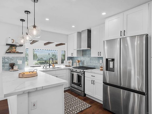 5th image of 1144 San Julian Dr