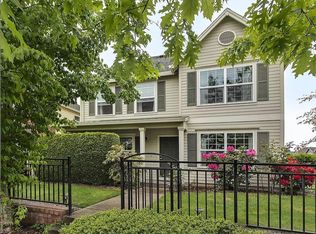 566 NE 64th Ct, Hillsboro, OR 97124