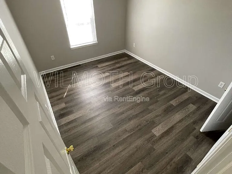 7756 Mountain Stream Way — Photo 10