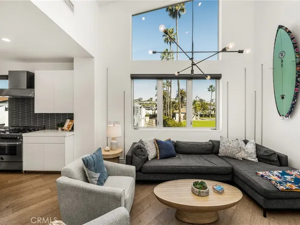 4405 Channel Pl, Newport Beach, CA 92663