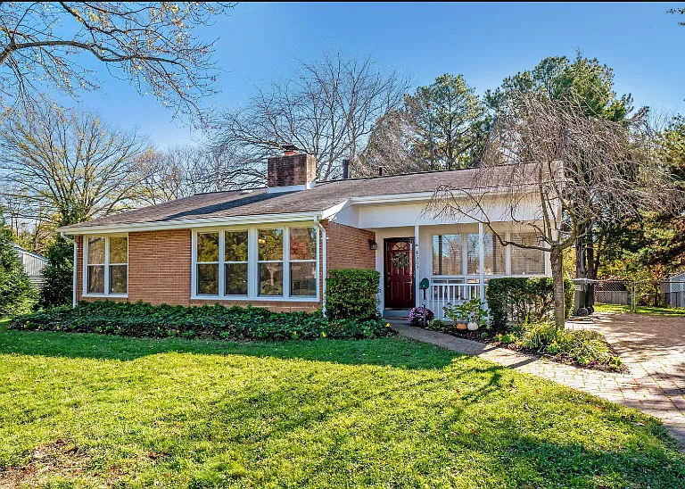 4505 Picot Rd — Photo 1