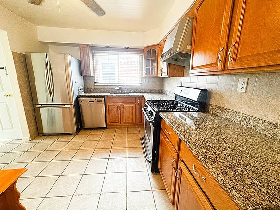 4th image of 157-21 25th Ave #1
