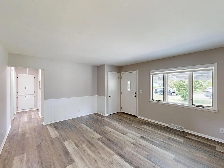 5108 Breezeway Dr — Photo 6