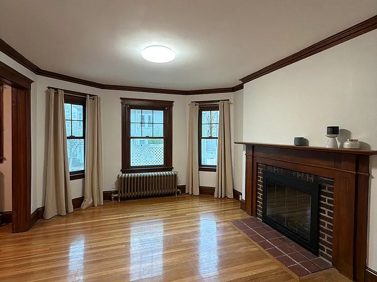62 Ainsworth St #1 — Photo 9