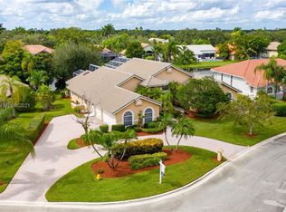 5008 NW 102nd Dr, Coral Springs, FL 33076