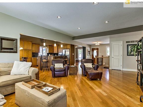 5th image of 1501 NW Weatherstone Dr
