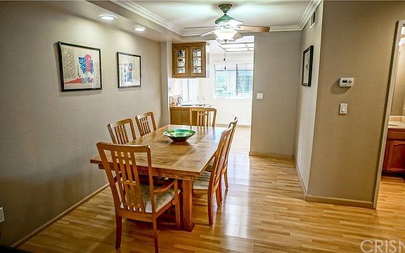 4th image of 10929 Morrison St APT 12