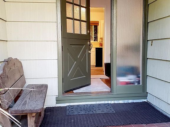 4th image of 40 W Marguerite Avenue