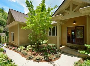 110 Waterfall Cv, Hendersonville, NC 28739