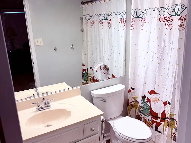 842 S Lake Cir #1 — Photo 14