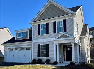 11 Bayberry Ct, Beacon Falls, CT 06403