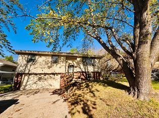 1734 Bel Air Dr, Junction City, KS 66441