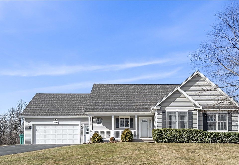 1st image of 5687 Carriage Ct