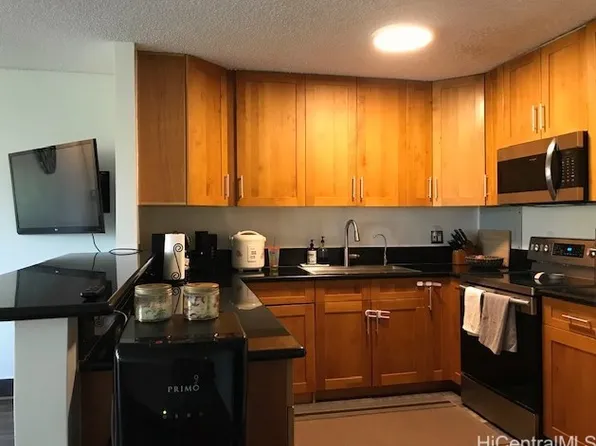 1830 Wilikina Dr APT 601, Wahiawa, HI 96786