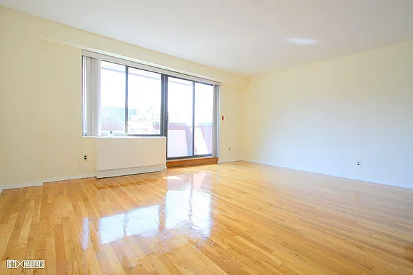 Rented by Citi Habitats | media 7