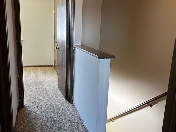 5th image of 7227 Ames Cir