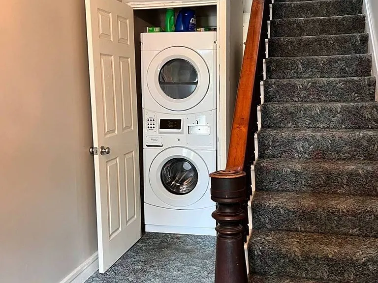 10 Washington Ave — Photo 12