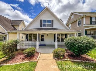 12 Fleming St, Greenville, SC 29607