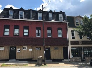 3834 Penn Ave APT 3, Pittsburgh, PA 15201