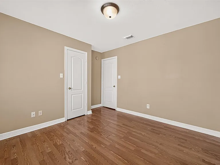 4011 Alexis Cir — Photo 27
