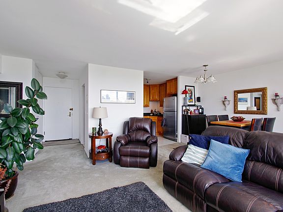 4th image of 2800 N Lake Shore Dr APT 3114