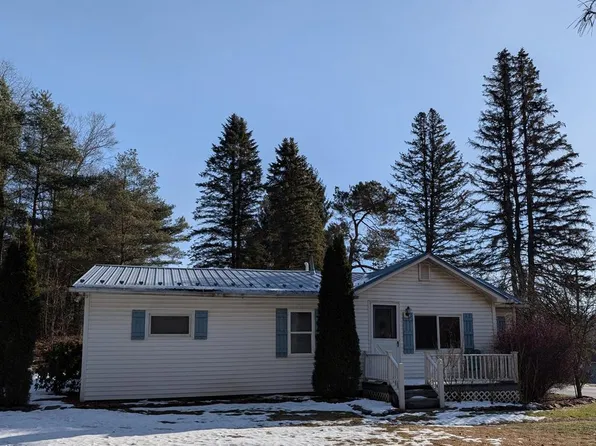 1295 E 2nd St, Coudersport, PA 16915