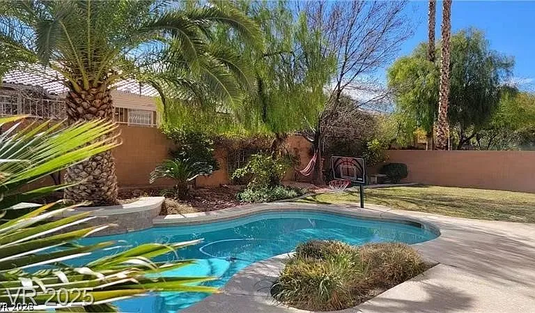 2598 Mizzoni Cir — Photo 29