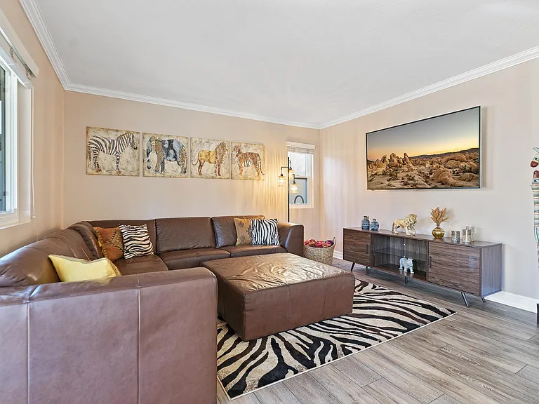 458 Las Brisas Dr — Photo 10