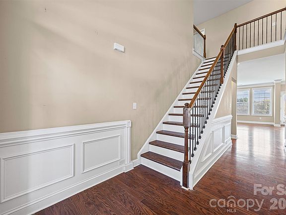 4th image of 8919 Inverness Bay Rd