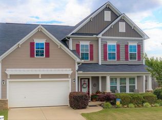 530 Goldstone Ln, Boiling Springs, SC 29316