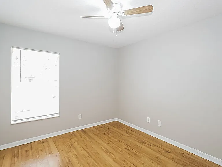 7445 Oxford Garden Cir — Photo 12