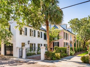 107 Tradd St, Charleston, SC 29401