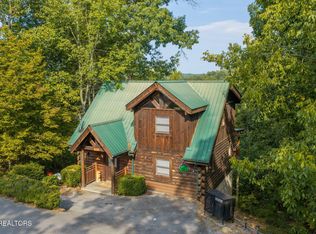 2864 Pine Haven Dr, Sevierville, TN 37862