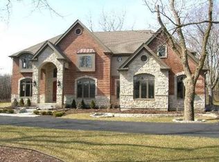 1S380 Edgewood Walk, West Chicago, IL 60185