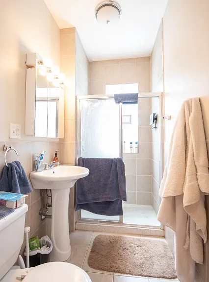 1440 W Addison St #2 — Photo 11