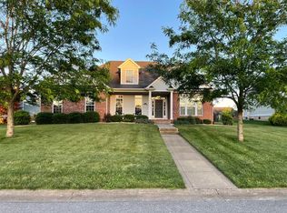 1336 Riva Ridge Ave, Bowling Green, KY 42104
