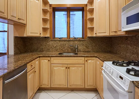 Rented by Steffan Olausson Partridge, LREB | media 14