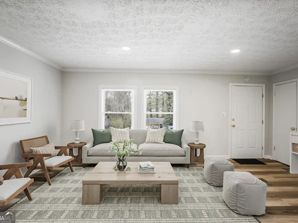 6190 Bermuda St, Forest Park, GA 30297