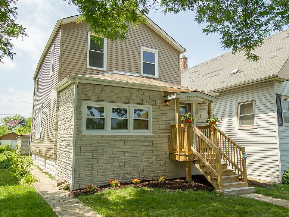 1st image of 608 S 12th Ave
