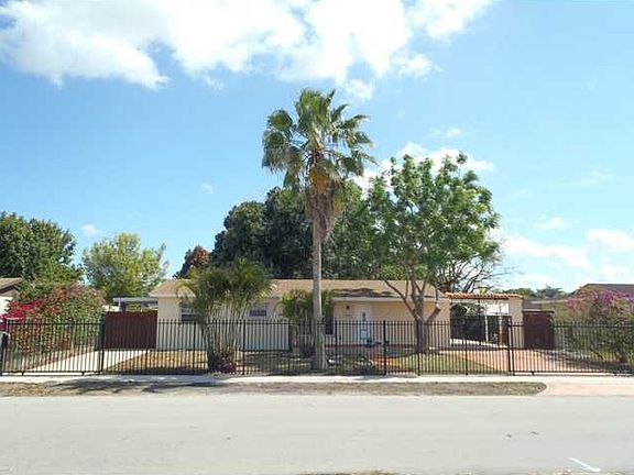 3rd image of 4340 NW 203rd Ter