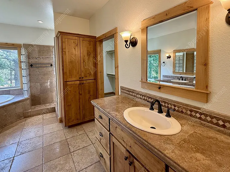 20979 Miramar Dr — Photo 23