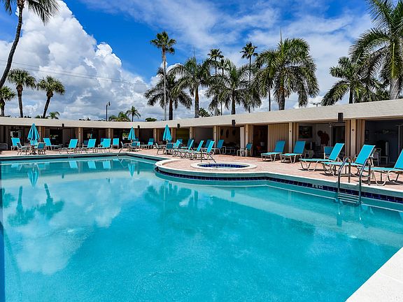 3rd image of 3390 S Ocean Boulevard #203