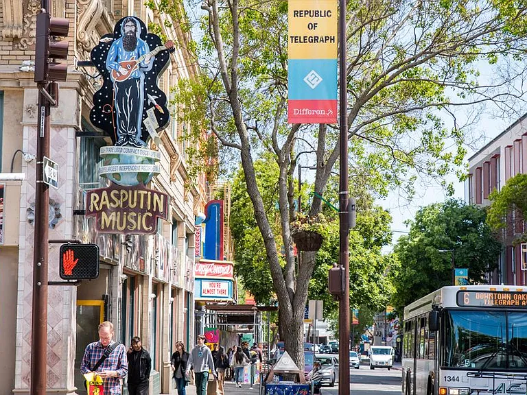 Downtown Berkeley shops