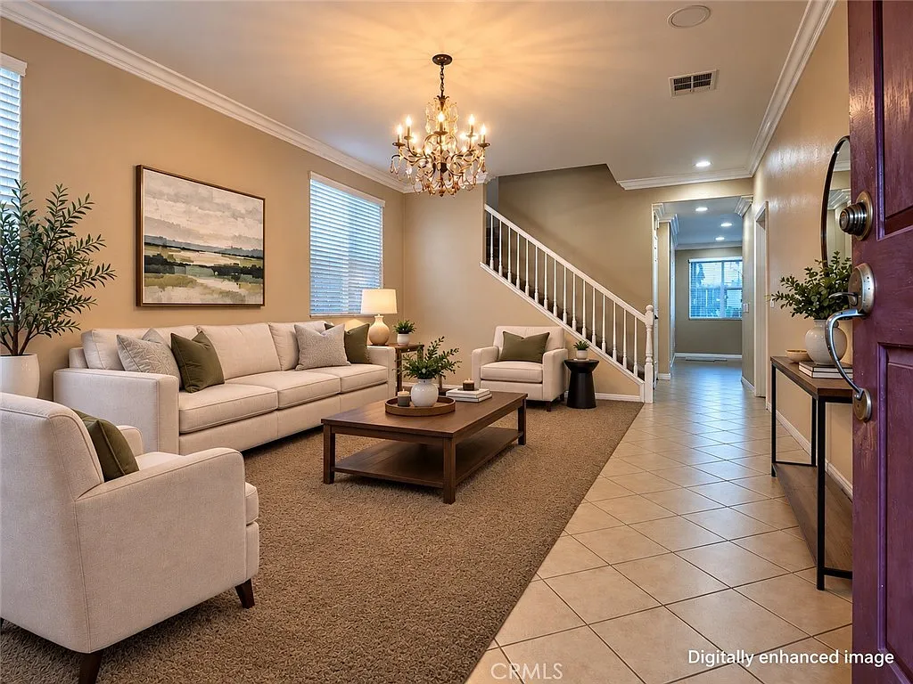 5 bed, 2574 sqft, $3,900 — Photo 2