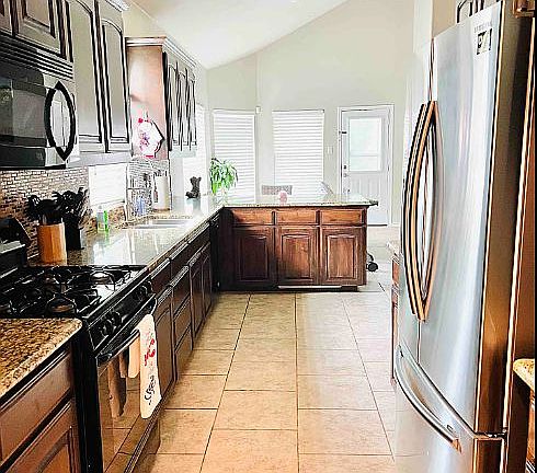 5th image of 12721 Diamond Peak Dr