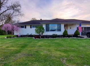 337 Beattie Ave, Lockport, NY 14094