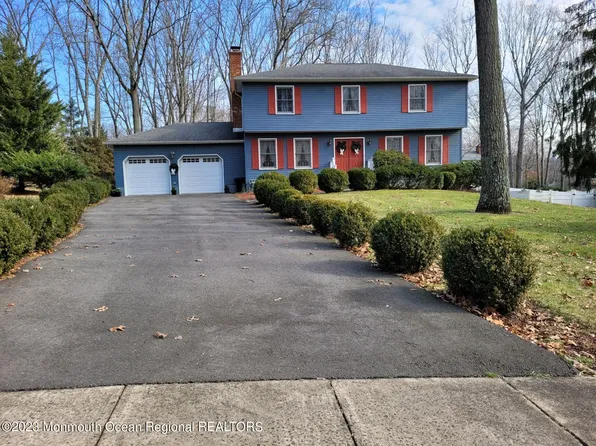 4 Manalapan Woods Drive, Englishtown, NJ 07726