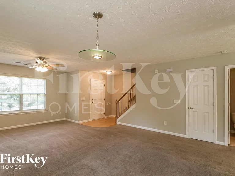 3545 Bridgeshaw Dr — Photo 4