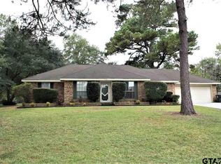 9331 SW Londonderry Dr, Tyler, TX 75703