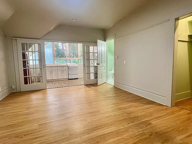 placement-1423Central — Photo 32